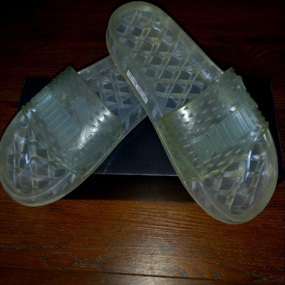 Girls ( BY RIHANNA) sandals